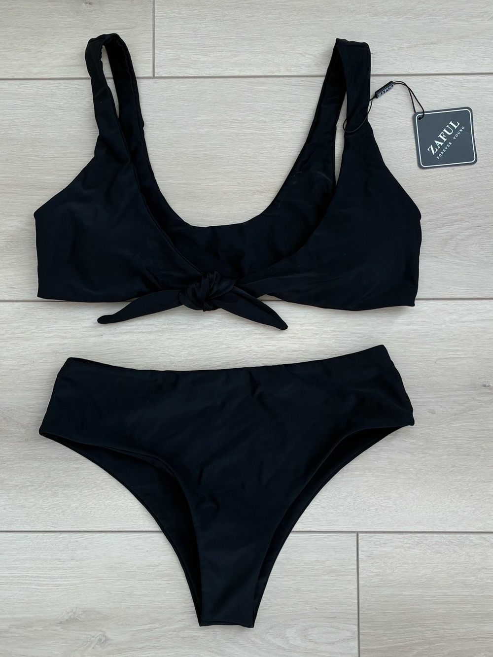 Zaful Black Two Piece Swimsuit Tie Front Bralette Bikini NWT Size 4 Small